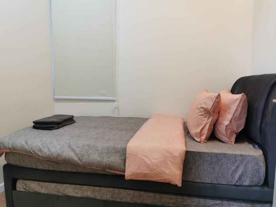 Cardiff 3 Bedroom Millerz Square, Midvalley *