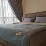 Cardiff 3 Bedroom Millerz Square, Midvalley