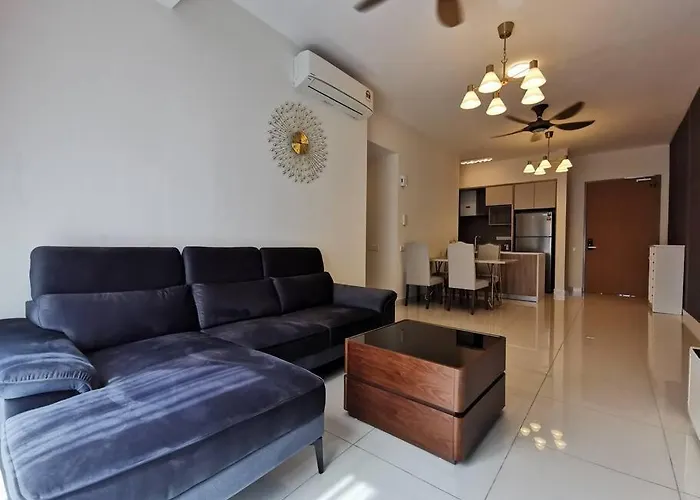 Cardiff 3 Bedroom Millerz Square, Midvalley