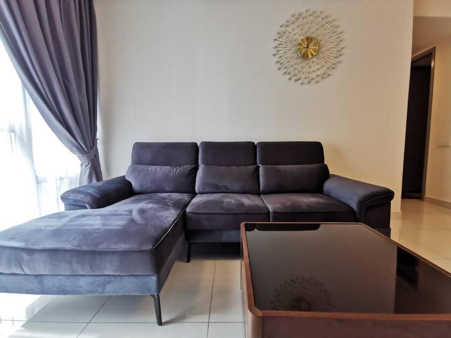 Pangsapuri Cardiff 3 Bedroom Millerz Square, Midvalley