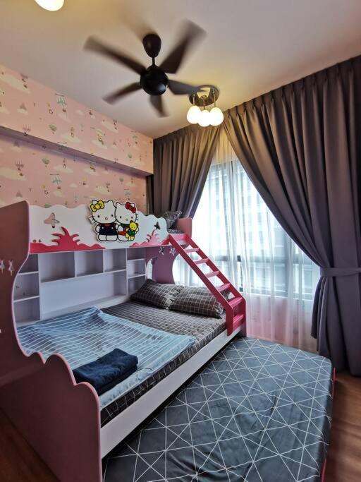 Pangsapuri Cardiff 3 Bedroom Millerz Square, Midvalley *
